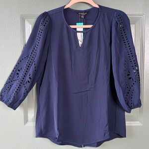 41 Hawthorn Hersten Embroidery Top Navy Cut Work Notch Neck SMALL Teacher Office